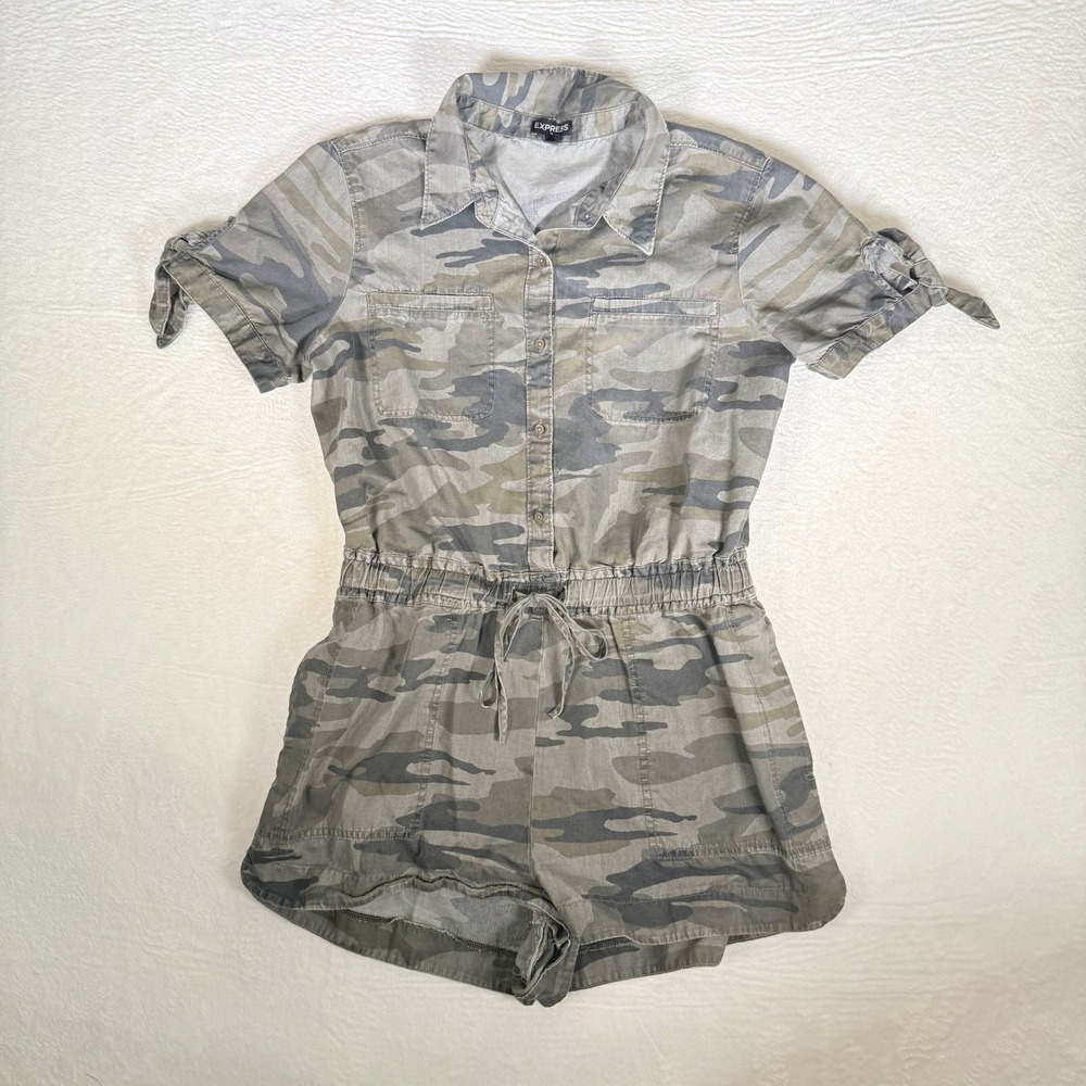Express Camouflage‎ Utility Romper Button Down Drawstring Waist Size Medium